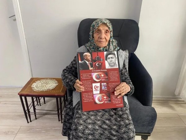 Cumhurbaşkanı Erdoğan'dan Muzaffer Nine'ye ziyaret! İki evladını ve damadını şehit vermişti